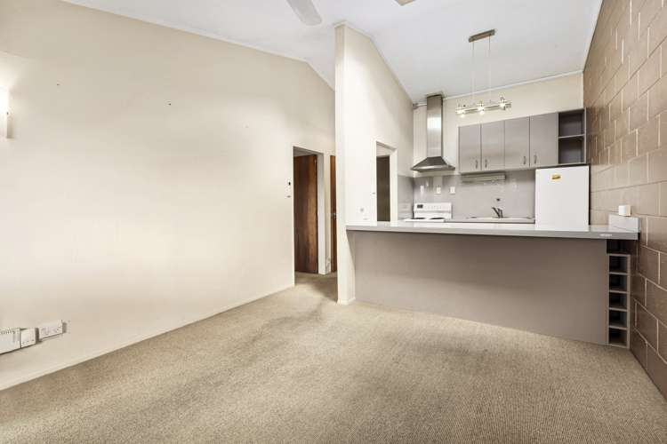 6/219 Grant Road Thorndon_5