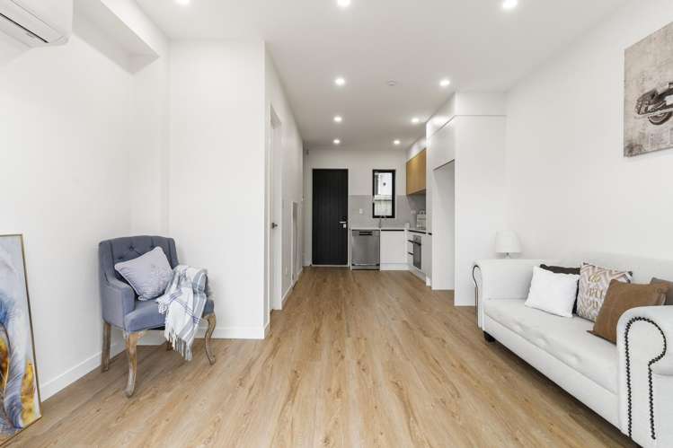 4/2 Kereru Street Henderson_8