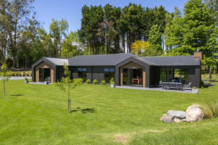 139 Mapara Road Acacia Bay_45