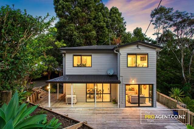 Your Titirangi Family Home Awaits!