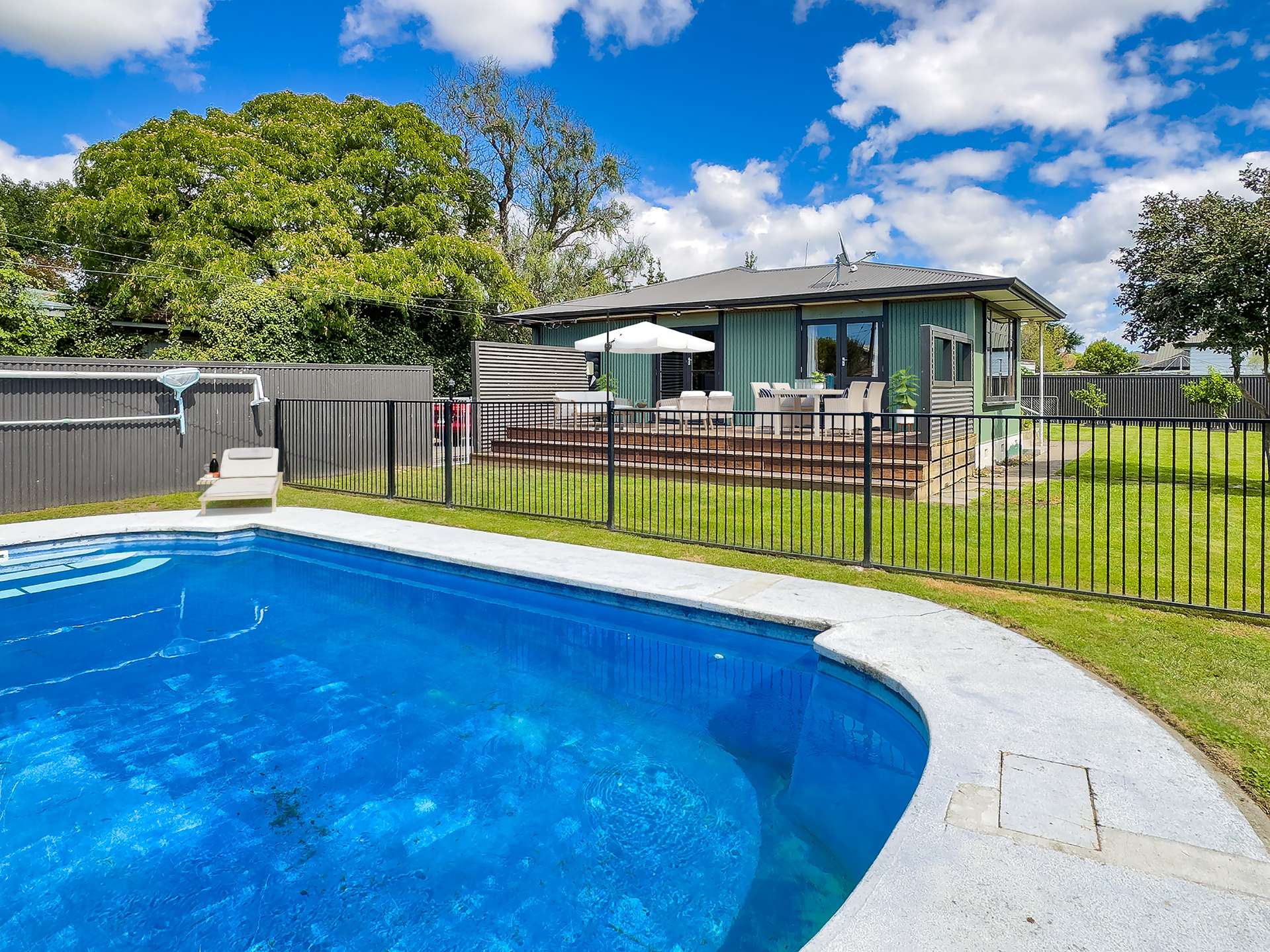 14 Edinburgh Crescent Redwoodtown_0