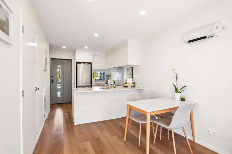 6 Jabuka Street_5