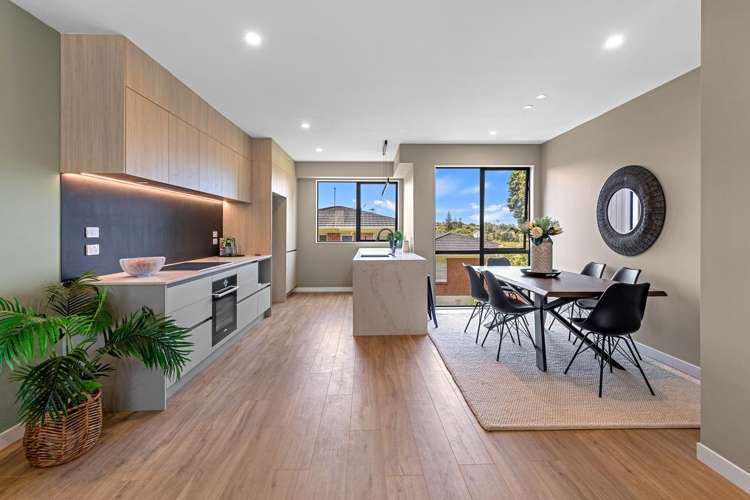 42-44 Byron Avenue_2