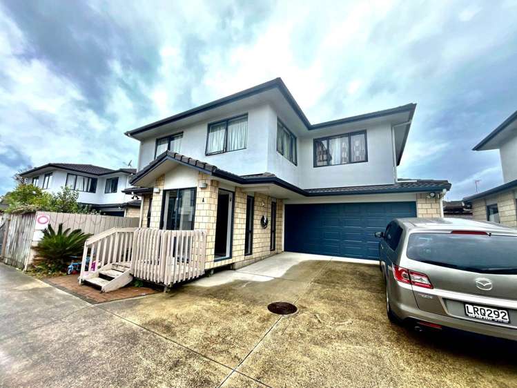 2/125 Russell Road_0