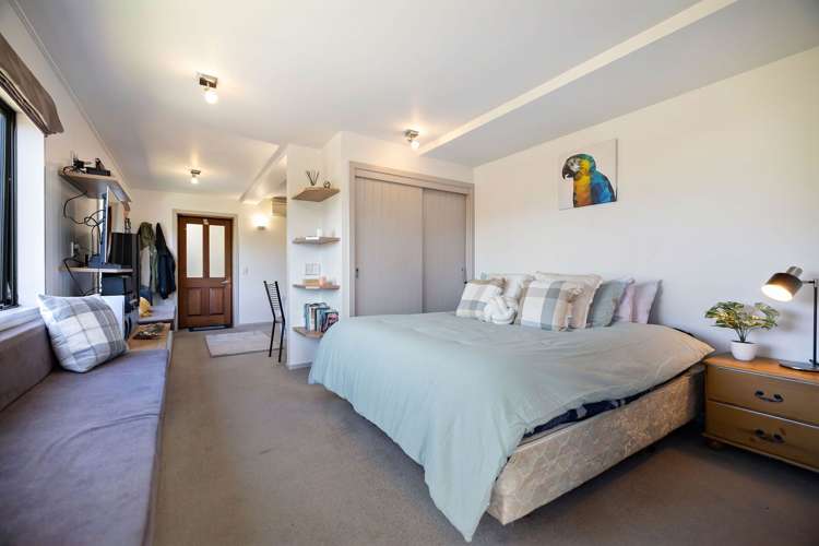 15 Woodbury Rise, Golden Heights,_5