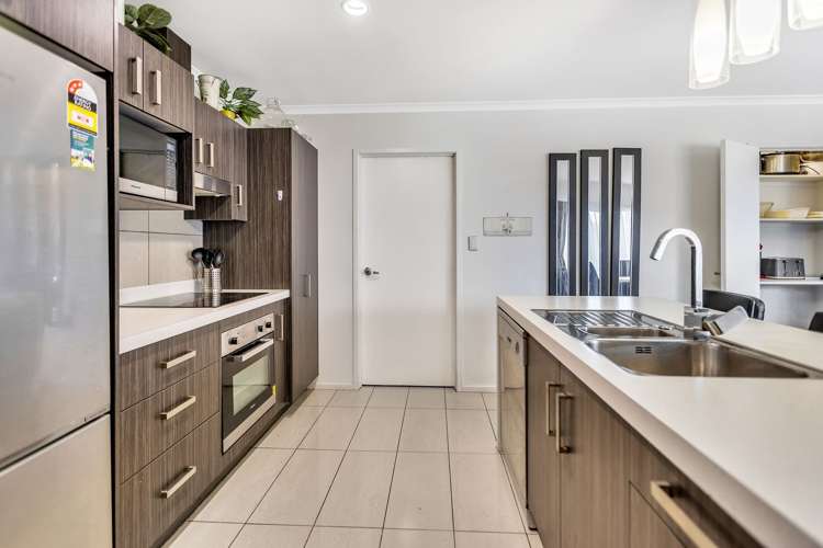 4 Kipling Crescent Owhata_6