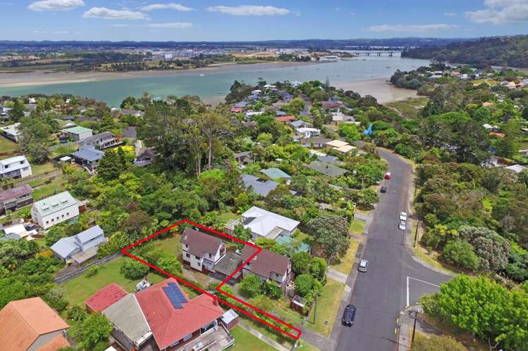 2/78 Aeroview Drive Beach Haven_2