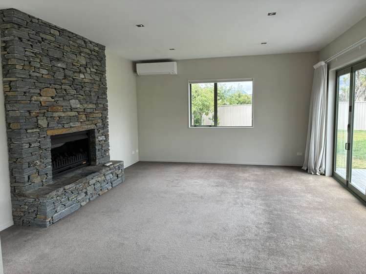 24 Albert Drive Clyde_6