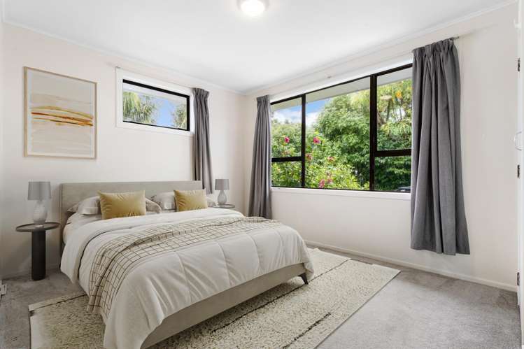 128 Cobham Crescent Kelston_10