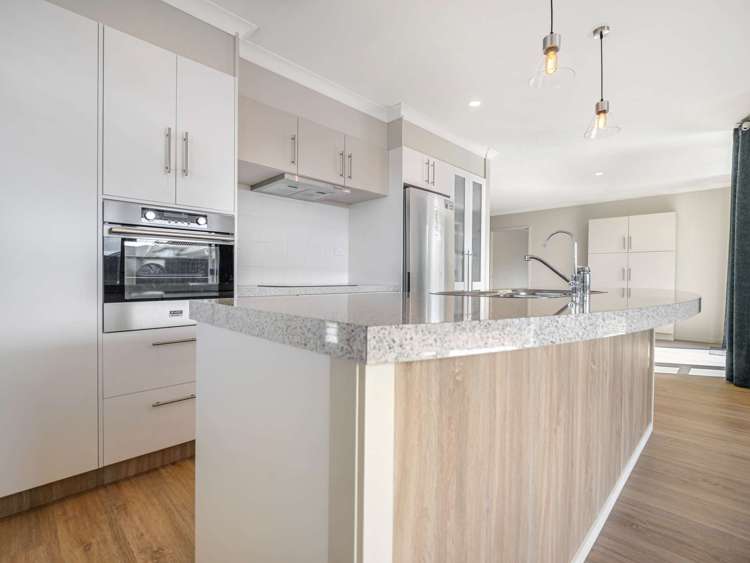 5 Barbary Close Wharewaka_7