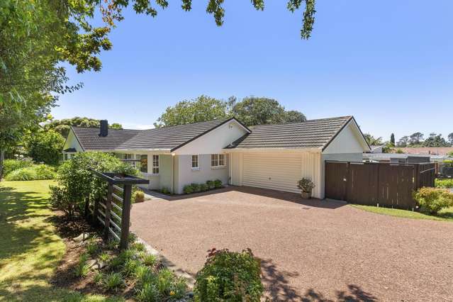 Private Family Sanctuary on 1088sqm Freehold