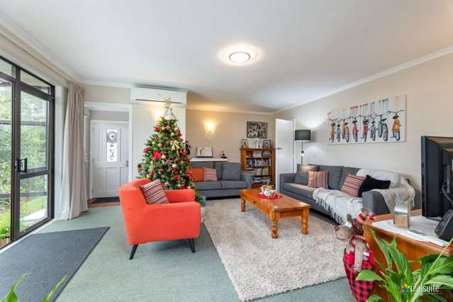 24 Sunbrae Drive Silverstream_2