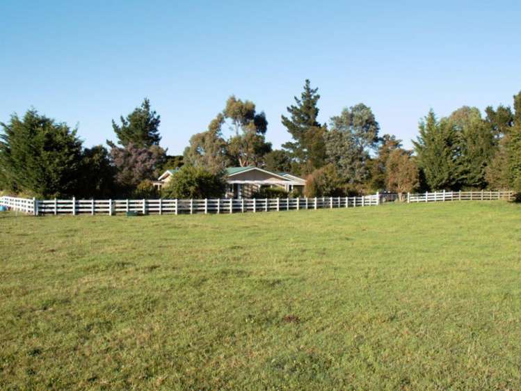 714 Chester Road Carterton_2