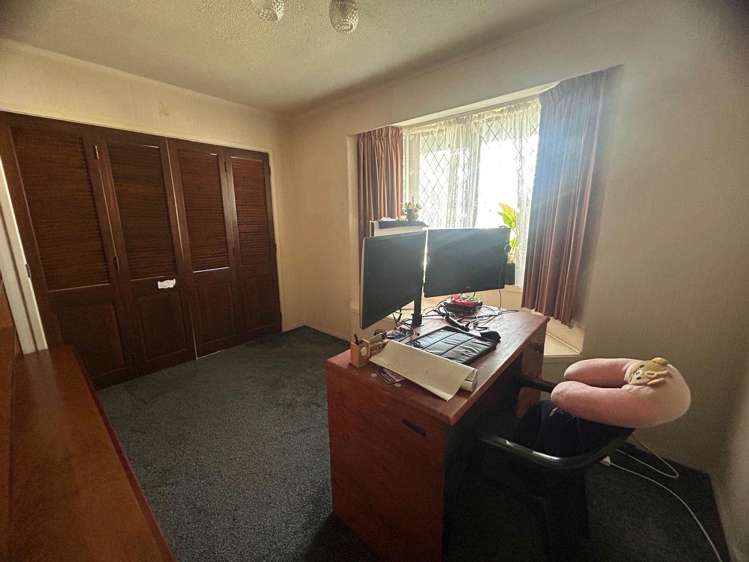 2/2 Photinia Place Botany Downs_8