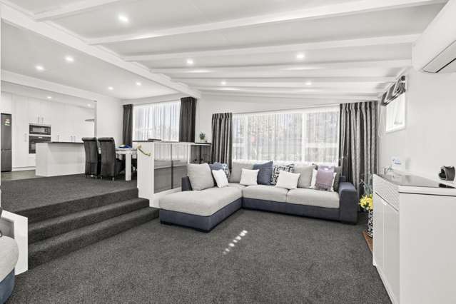 Vendor relocating - must be sold