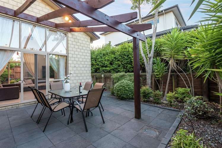 10 Chard Place Flat Bush_9