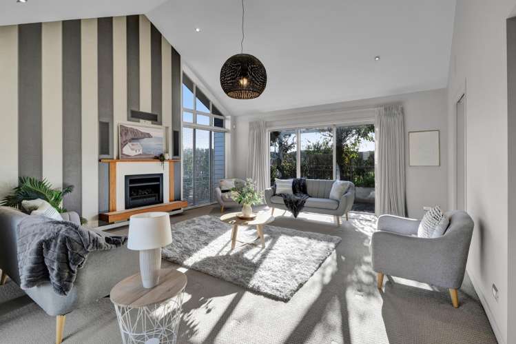 1 Gleneagles Way Waiwhakaiho_18