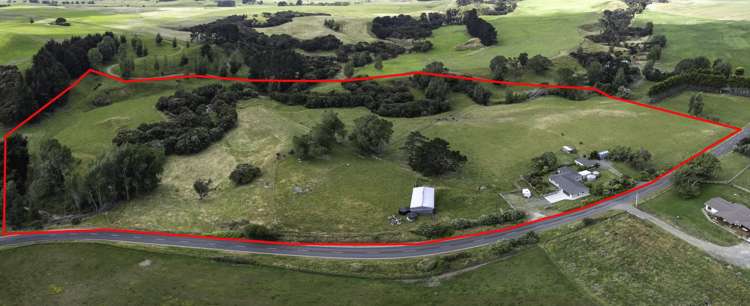 1358 Makirikiri Road_1