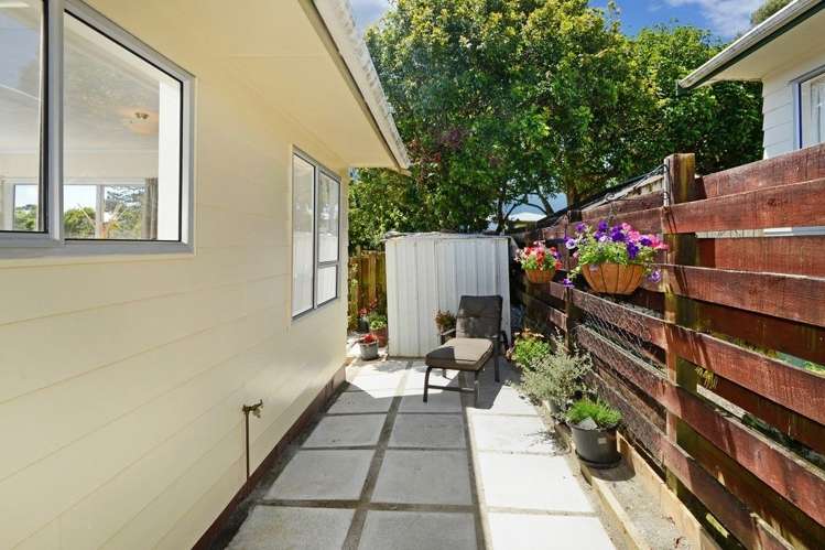 2/20 Hellyers Street Birkdale_10