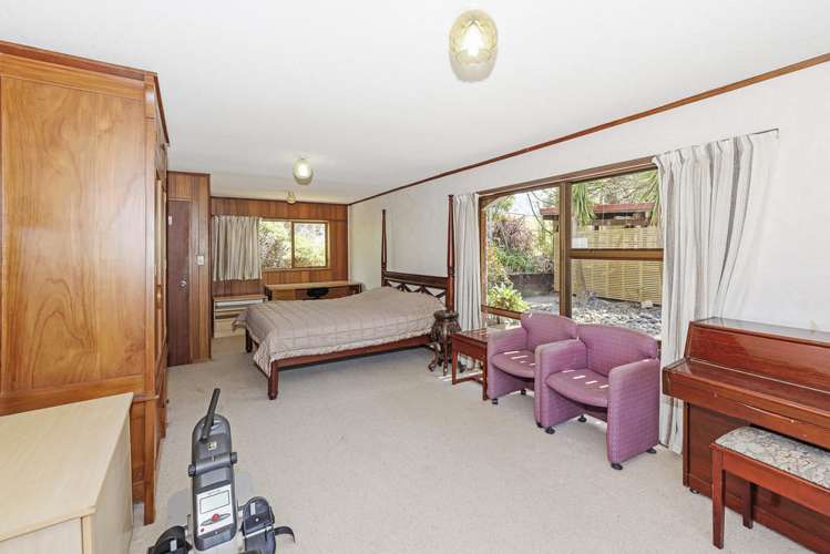 21 Wairata Place Te Atatu South_15