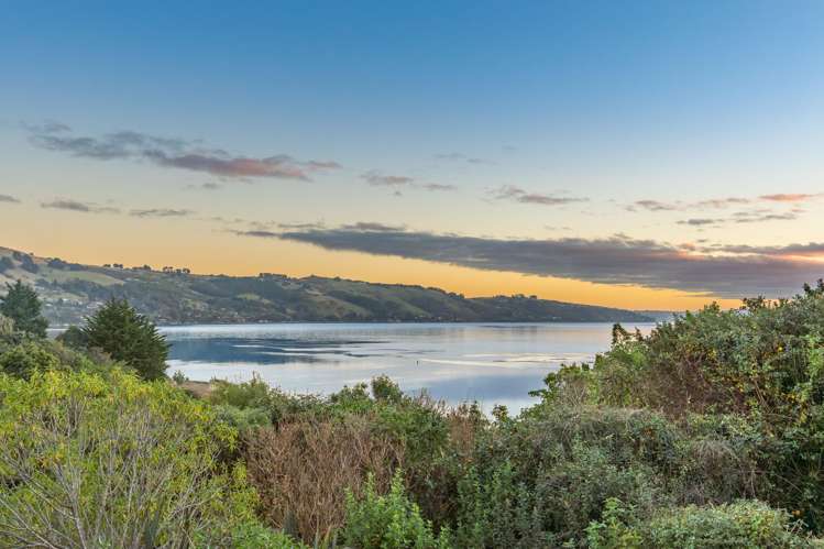 1 Luss Road Company Bay_11