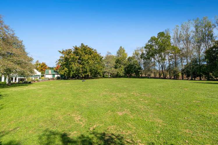 636 Kahikatea Flat Road Waitoki_66