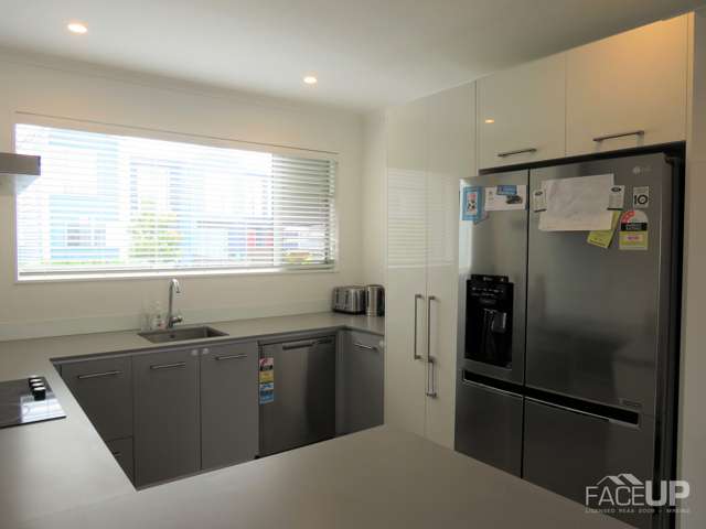 1 Plover Road Hobsonville_2