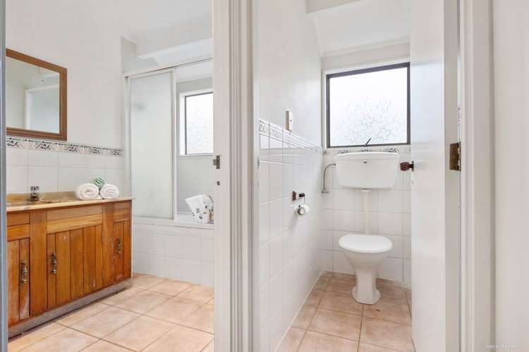 180 Edmonton Road Te Atatu South_12