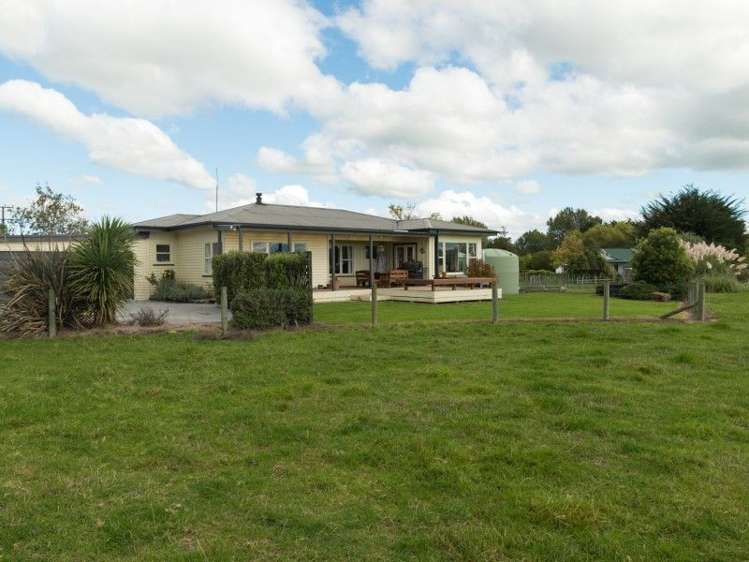 240 Racecourse Road Waipukurau and Surrounds_3