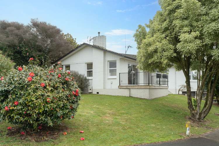 1 Jennifer Place Chartwell_13