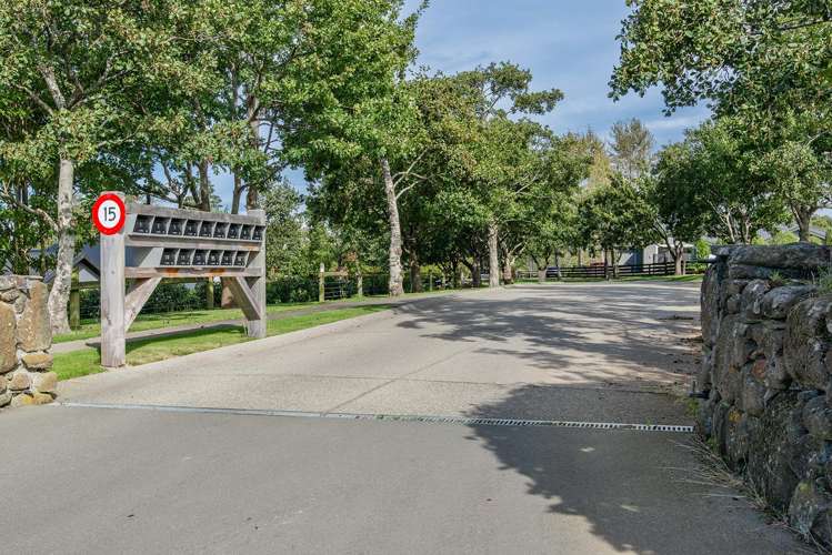 6 Redwoods Lane Helensburgh_41