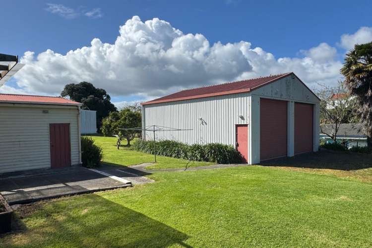 1059 Pouewe Street Kawhia_20