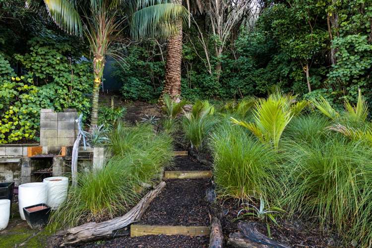 6 Makorori Beach Road Makorori_19