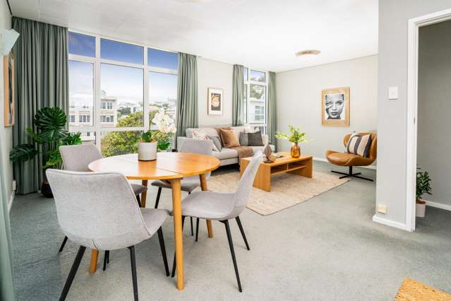 SUNNY ONE-BED GEM WITH GARAGE