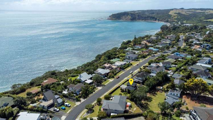 69 Pacific Parade Army Bay_9