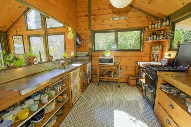 23 Riverbank Road Okoia_3