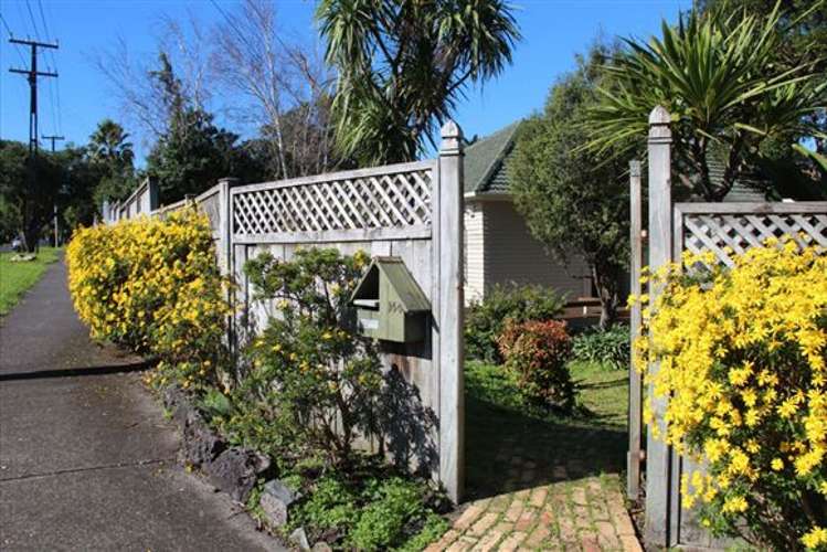 144 Landscape Road Mount Eden_1