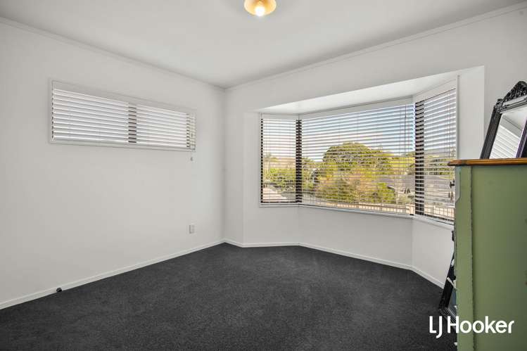 5 Marina Way Athenree_13