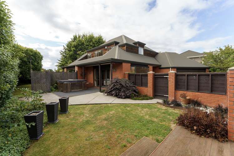 27 Thornwood Place Redwood_18
