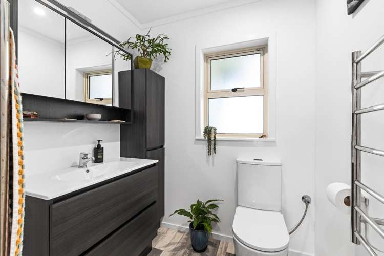 24 Coverdale Street Onekawa_17