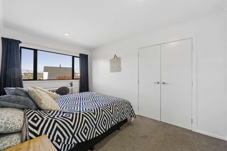 3 Antrim Place Rangatira Park_8