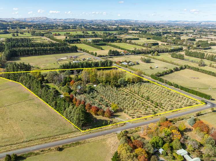 16 Parkers Road Carterton_36