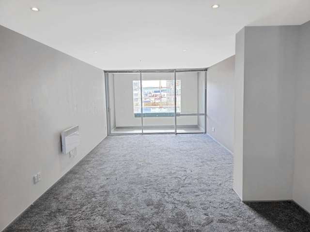 B66/10 Ebor Street 2185_3