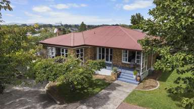 364 Cobham Drive_1