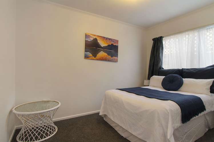 4/5 Anne Road Hillcrest_11