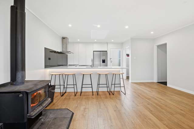 11 Byron Grove Owhata_4