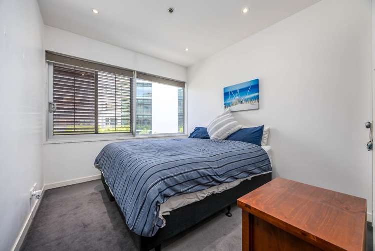 221/125 Customs Street West Auckland_5