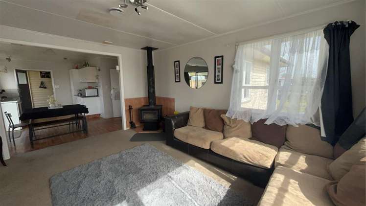 11 Philip Street Tokoroa_5
