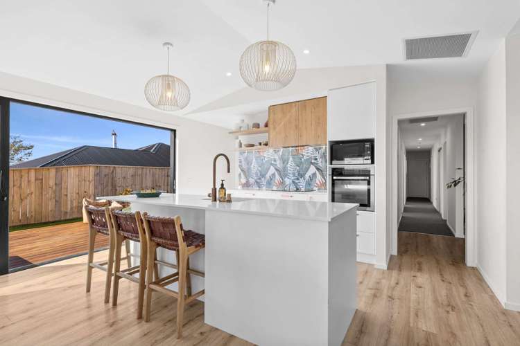 25 Coppermine Crescent Brightwater_5