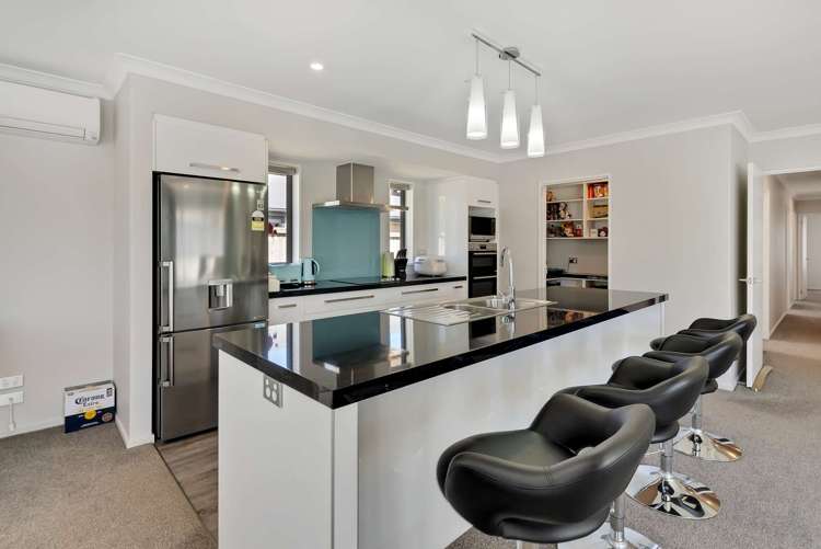 21 Denimes Crescent Rolleston_3